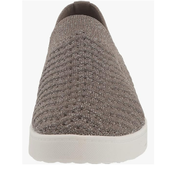 WHITE MOUNTAIN Shoes Courage Women's Slip-on Sneaker, Silver/Fabric, Size 8 - Picture 2 of 6